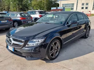 Usata Mercedes CLS250 Premium 204 CV (150 kW) 2014 Nero Coupé