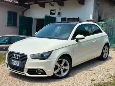 Usata Audi A1 Ambition 105 CV (77 kW) 2012 Bianco Utilitaria