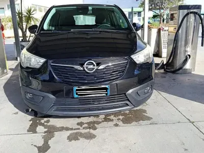 Usata Opel Crossland 83 CV (61 kW) 2020 Nero SUV