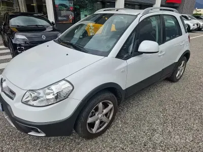 Usata Fiat Sedici Dynamic 135 CV (99 kW) 2010 Bianco pastello SUV
