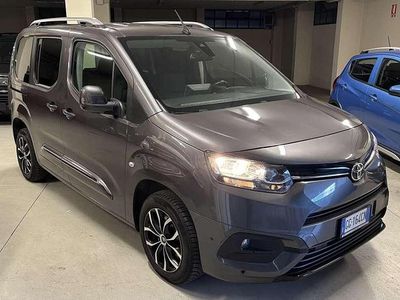 Usata Toyota Proace City City 102 CV (75 kW) 2021 Grigio Monovolume