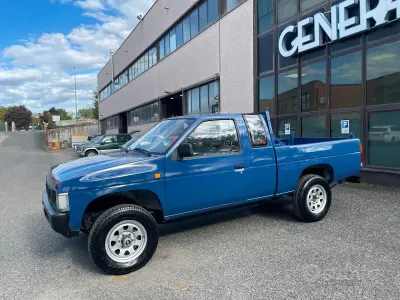 Używany Nissan King 80 KM (58 kW) 1993 Niebieski Pickup