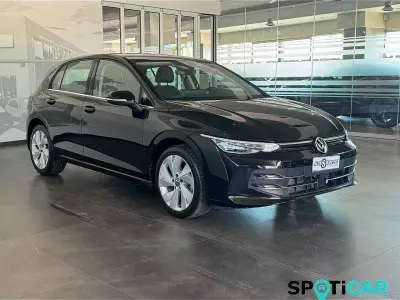 Usata VW Golf VIII Style 150 CV (110 kW) 2025 Grigio Berlina