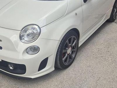 Begagnad Fiat 500C Abarth 140 HK (102 kW) 2011 Vit Cab