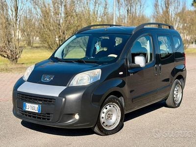 Usata Peugeot Bipper 75 CV (55 kW) 2011 Nero Monovolume