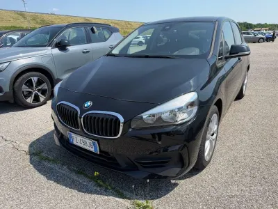 Usata BMW 225 Active Tourer iPerformance 136 CV (100 kW) 2019 Nero Monovolume