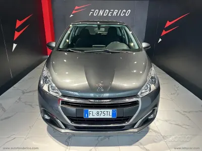 Usata Peugeot 208 Allure 82 CV (60 kW) 2017 Grigio Utilitaria