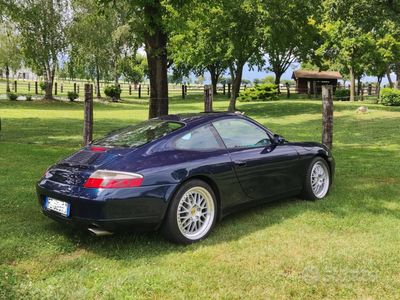 Porsche 911 Carrera