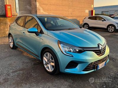 Usata Renault Clio V Business 65 CV (47 kW) 2022 Blu Berlina