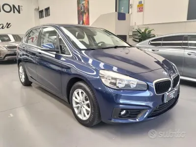Usata BMW 216 Active Tourer Advantage 116 CV (85 kW) 2018 Blu Monovolume