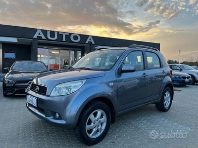 Usata Daihatsu Terios 105 CV (77 kW) 2009 Grigio SUV