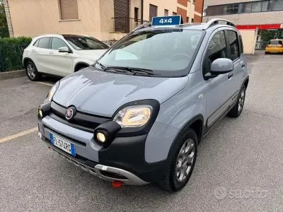 Usata Fiat Panda Cross Cross 90 CV (66 kW) 2017 Grigio Utilitaria