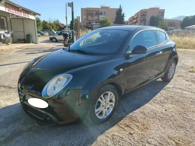 Usata Alfa Romeo MiTo Distinctive 95 CV (69 kW) 2010 Nero Utilitaria