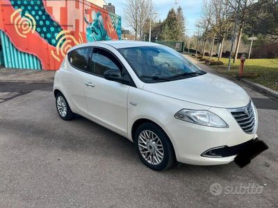 usata Lancia Ypsilon 1.2 16V Platino