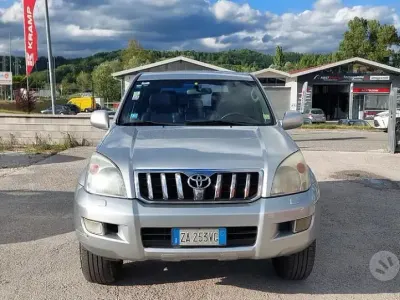 Usata Toyota Land Cruiser 166 CV (122 kW) 2004 Grigio SUV