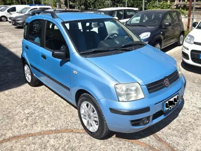 Usata Fiat Panda Emotion 69 CV (50 kW) 2009 Blu Utilitaria