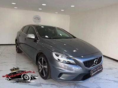 Usata Volvo V40 R-Design 149 CV (109 kW) 2018 Grigio Berlina