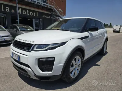 Usata Land Rover Range Rover evoque HSE 150 CV (110 kW) 2015 Bianco SUV