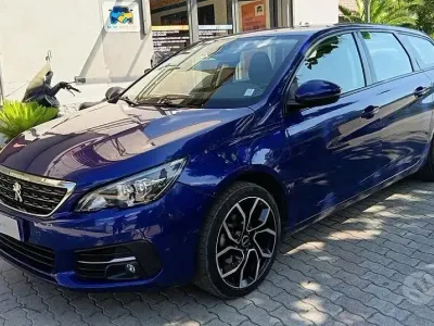 Usata Peugeot 308 SW Business-Line 130 CV (95 kW) 2018 Blu Station wagon