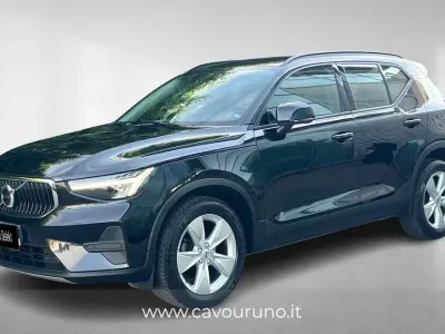 Usata Volvo XC40 129 CV (94 kW) 2022 Nero SUV