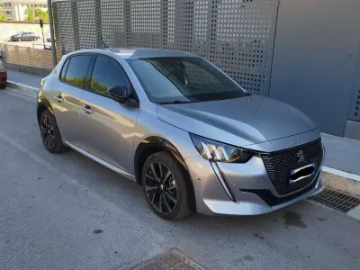 Usata Peugeot 208 GTi 102 CV (75 kW) 2021 Grigio Utilitaria