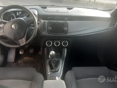 Usata VW Sharan Highline 140 CV (102 kW) 2013 Grigio Monovolume