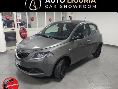 Usata Lancia Ypsilon Silver 70 CV (51 kW) 2023 Grigio Utilitaria