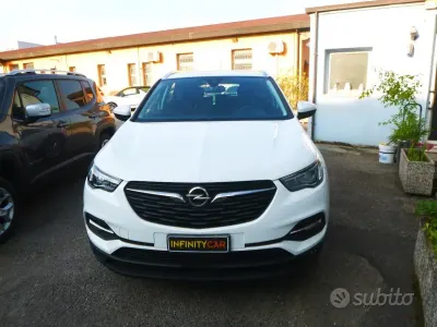 Usata Opel Grandland X Ultimate 131 CV (96 kW) 2018 Bianco SUV