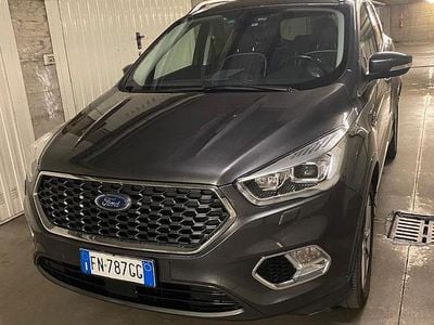 Usata Ford Kuga Vignale 150 CV (110 kW) 2018 Grigio SUV