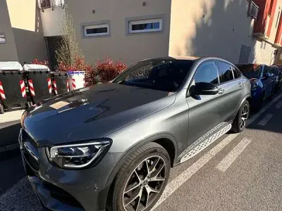 Käytetty Mercedes GLC220 Premium Plus 194 HP (142 kW) 2022 Harmaa Coupe - kaksiovinen