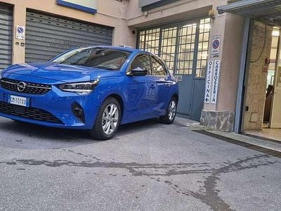 Usata Opel Corsa Edition 101 CV (74 kW) 2023 Blu/azzurro Utilitaria