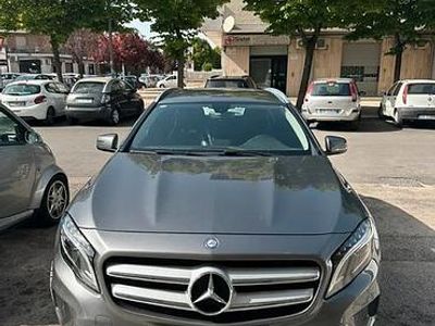Begagnad Mercedes GLA200 136 HK (100 kW) 2014 Grå SUV