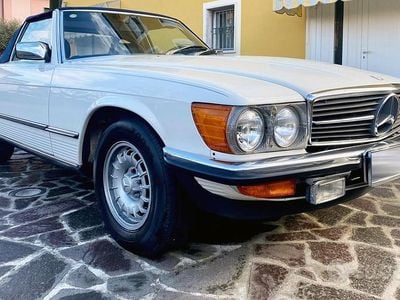 Usata Mercedes SL380 204 CV (150 kW) 1983 Bianco Cabrio