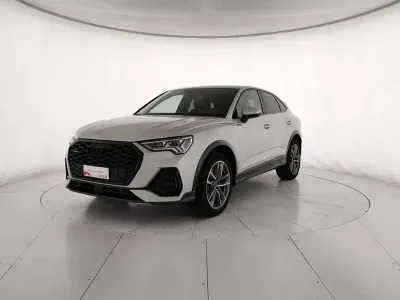 Usata Audi Q3 Sportback S-Line 193 CV (141 kW) 2025 Grigio SUV
