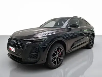 Nuova Audi Q5 Sportback S-Line 204 CV (150 kW) 2025 Nero mito metallizzato SUV