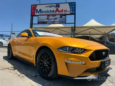 Usata Ford Mustang GT 450 CV (330 kW) 2022 Giallo Coupé