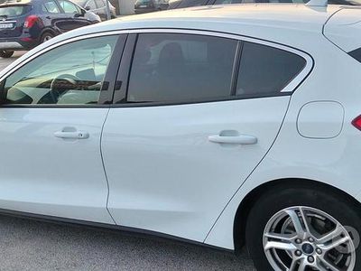 Usata Ford Focus 120 CV (88 kW) 2019 Bianco Berlina