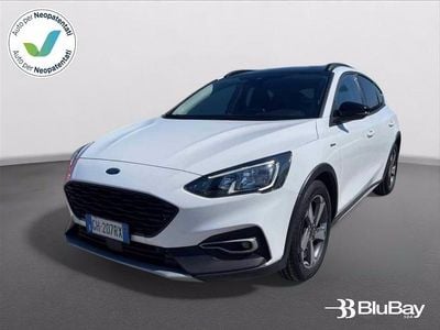 Usata Ford Focus Active 125 CV (91 kW) 2022 Bianco Berlina