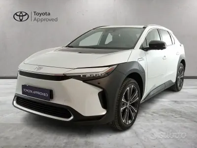 Usata Toyota bZ4X Edition 117 kW (160 CV) 2024 Bianco SUV