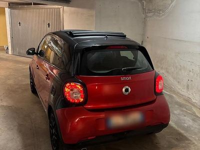 Usata Smart ForFour Prime 71 CV (52 kW) 2017 Rosso Utilitaria