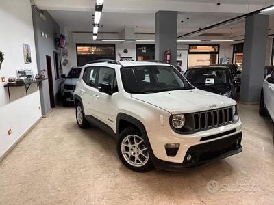 Używany Jeep Renegade Limited 131 KM (96 kW) 2024 Biały SUV