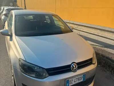 Usata VW Polo 75 CV (55 kW) 2009 Grigio Utilitaria