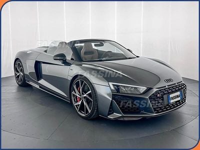 Usata Audi R8 Spyder Performance 570 CV (419 kW) 2021 Grigio Cabrio