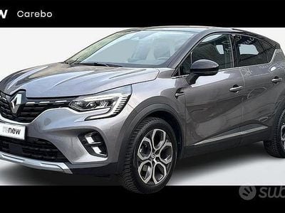 Usata Renault Captur Techno 100 CV (73 kW) 2023 Grigio scuro SUV