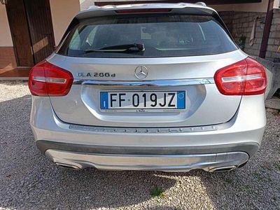 Mercedes GLA200