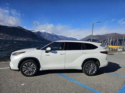 Usata Toyota Highlander Lounge 190 CV (139 kW) 2021 Bianco SUV