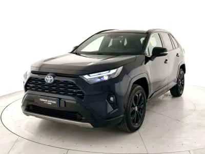 Usata Toyota RAV4 Hybrid Style 178 CV (130 kW) 2023 Dark blue metal SUV