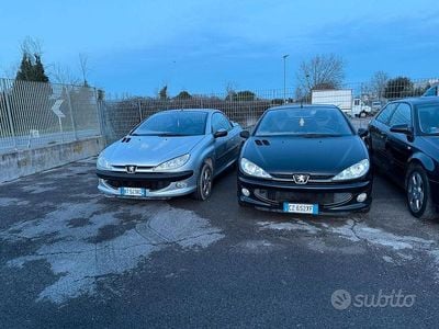 Usata Peugeot 206 108 CV (79 kW) 2006 Nero Cabrio