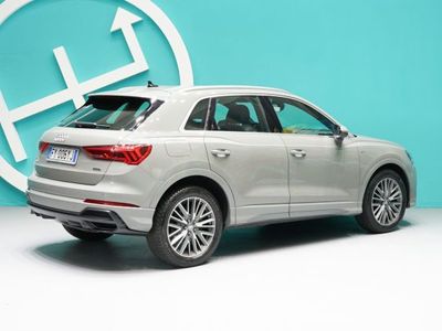 Usata Audi Q3 S-Line 150 CV (110 kW) 2019 Grigio / pastello SUV