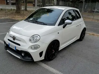 Usata Abarth 500 Custom 135 CV (99 kW) 2016 Utilitaria